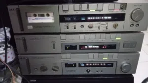 made in Japan vintage classic stereo integrated amplifier cassette player and tuner radio