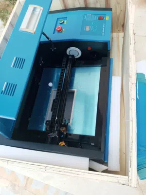 ماكينة ليزر قص ونقش 50W