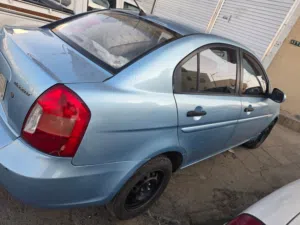 Hyundai accent 2010 full automatic