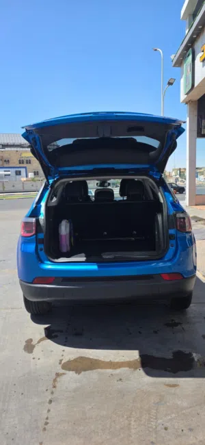 Used Jeep Compass in Basra