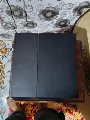 سوني 4 فات شبه جديد مستخدم شهر فقط