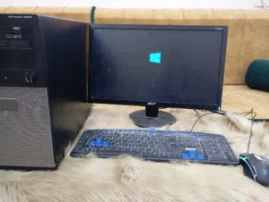 كمبيوتر جيد يوجد فيه العاب متل GTA5 و get سان اندر ياس و بيس 2017 السعر السابق1000والان 700فقط