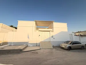 للإيجار بيت عربي في الشارقه في منطقة الغافيه