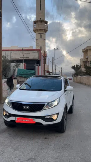 كيا سبورتاج 2014 فل اضافات.