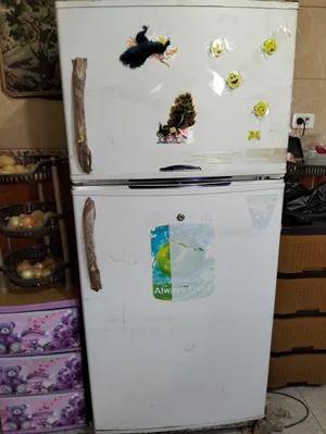 Refrigerators . Federal . Used4