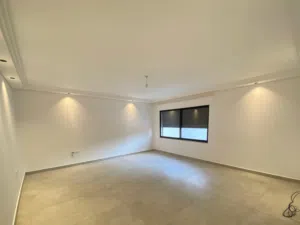 325 m2 4 Bedrooms Apartments for Rent in Amman Al Kursi