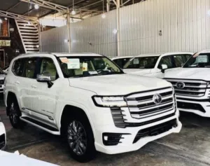 عروض واسعار نار لاندكروز 2025 الاصدار الجديد  VX LlMTED TSS ضمان تويوتا العراق وهدايا مع السياره