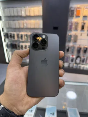 iPhone 15 pro 256 GB uesd  ايفون 15 برو 256 جيجا مستعمل بحاله الوكاله  مغير باك خلفي فقط اي سيم