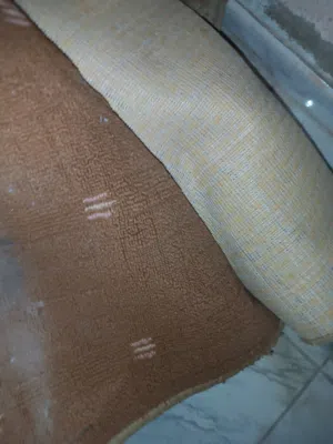 فرش أرضي مستعمل للبيع