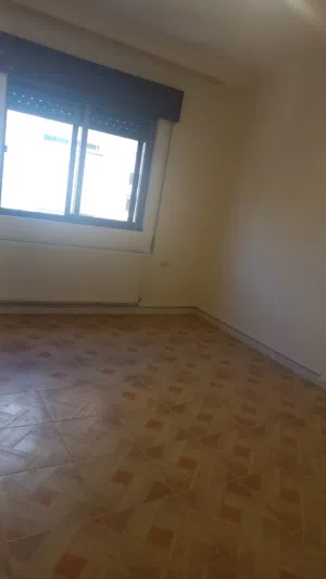 200 m2 3 Bedrooms Apartments for Rent in Amman Al Gardens