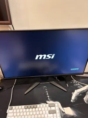شاشة MSI MAG 275F Gaming Monitor 27” مستعملة بحالة ممتازة