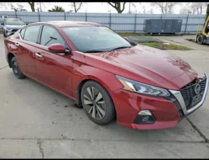 Used Nissan Altima in Al Batinah