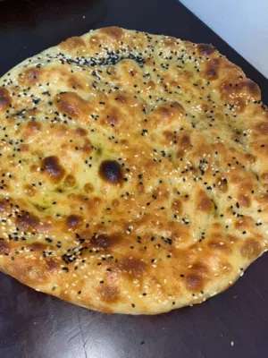 خبزة حوش بزيت الزيتون  صياد الكونتيسة
