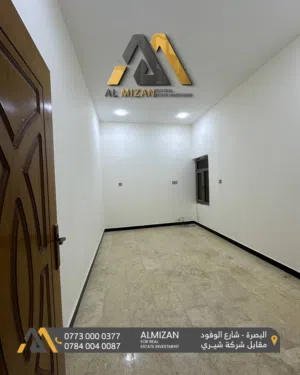 100 m2 2 Bedrooms Apartments for Rent in Basra Manawi Lajim
