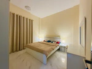 Fully furnished 2-bedroom apartment