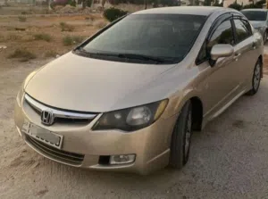 هوندا سيفيك 2006 للبيع او للبدل بنزين اصلي
