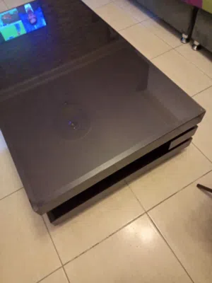 طاولتين و رف لغرفة الجلوس للبيع