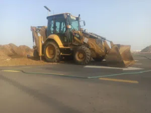 جى سى بى و دينه للايجار