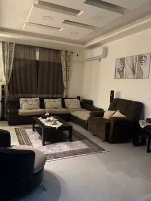 طقم كورنر وريكلاينر للبيع ب 200 دينار