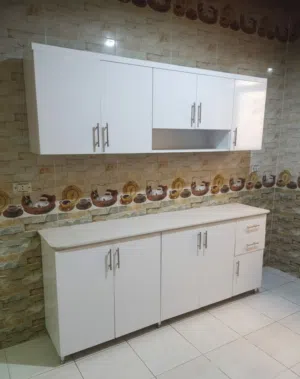 مطبخ اكليرك مقاس 2 متر  معالج ضد المياه والرطوبة ودرجات الحرارة