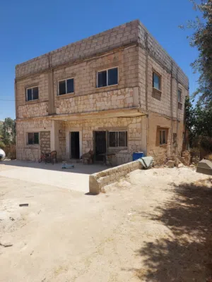 240 m2 4 Bedrooms Townhouse for Sale in Mafraq Al-Khalidya