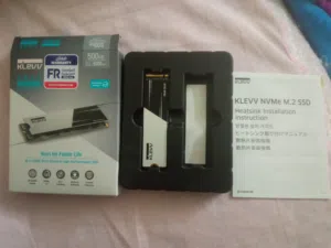 ssd nvme m. 2 klevv CRAS c910 500gb Gen4 DRAM Cash يحتوي علي شريحة