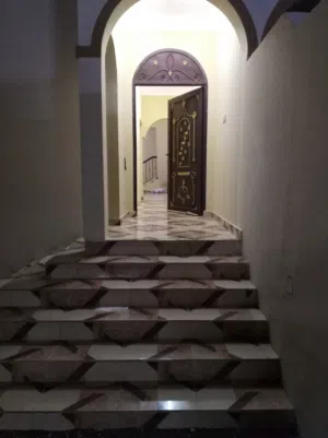 250 m2 More than 6 bedrooms Apartments for Sale in Al Dhahirah Ibri