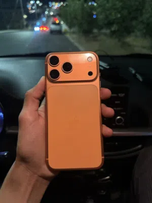 Iphone 17 pro max 256GB كفاله طويلة