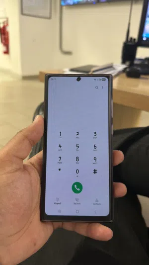 Samsung S22 Ultra 128 gb Maroon