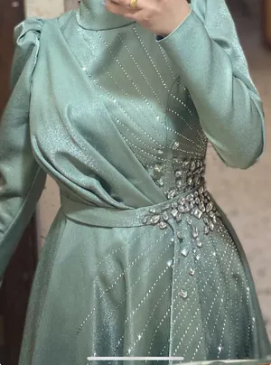 Weddings and Engagements . M . Green4