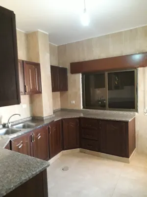 135 m2 2 Bedrooms Apartments for Rent in Al Karak Manshiyyet Abu Hammour