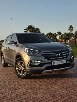Used Hyundai Santa Fe in Benghazi