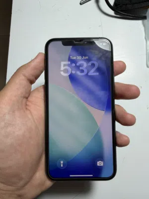 Apple iPhone 11 Pro 256 GB in Salt
