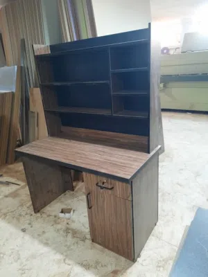 مكتبه مع مكتب فقط شامل التوصيل