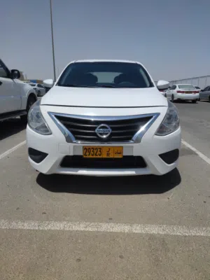 nissan versa 2018