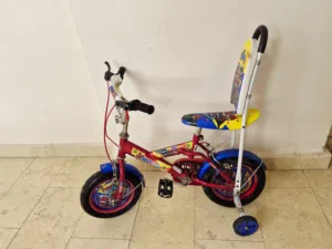Kids cycle with balanced side wheels