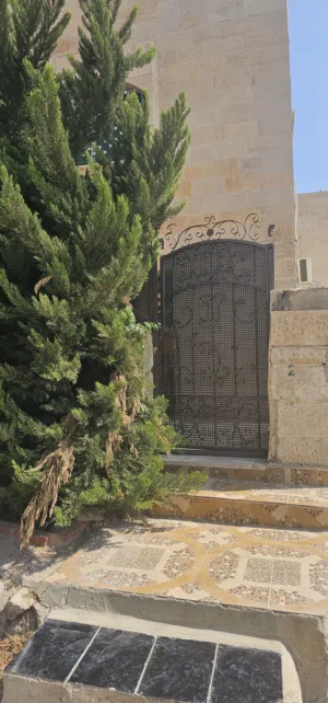 شقق مفروشه في طبربور وضاحيه الأقصى شقق وستدويوهات