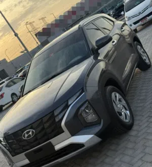Hyundai Creta, GCC specs, 2023 model, in excellent condition, no defects, ready to drive.