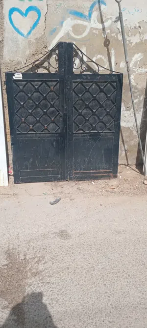 بتب حديد خارجي تفصيل عرض 130 ارتفاع 165