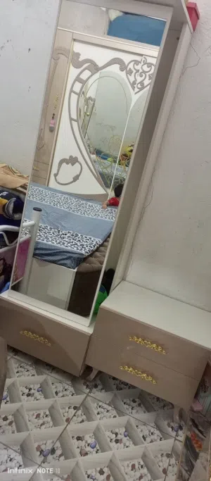 غرفه نوم تركيه نظيفه_متكونه من9 قطع