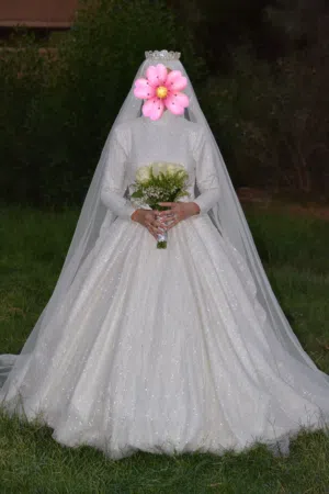 فستان أعراس  Wedding dress available for sale