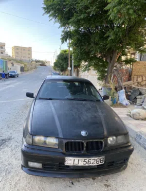 بي ام وطواط موديل 92  فتحه سقف كهربا قيرها توماتيك ماتور 1800 فحصها 2 جيد و خلفي ومضروب وقصعه مضروب