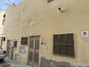 بيت للبيه بمساحة 100 متر