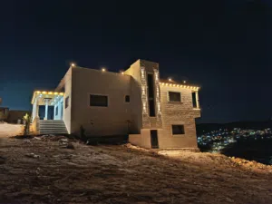 365 m2 More than 6 bedrooms Townhouse for Sale in Zarqa Graiba