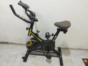 دراجة تمارين ثابتة