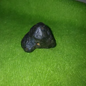 حجر كريم للبيع