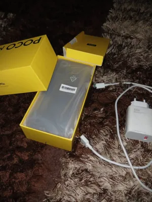 هاتف بوكو m5s