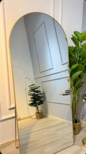 مرايا عموديه 170*70 بأطار ذهبي