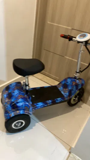 للبيع سكوتر كهربائي