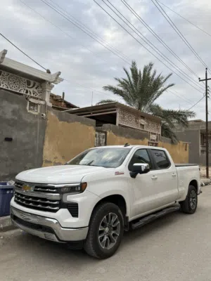 شيفرولية سلفرادو 2025